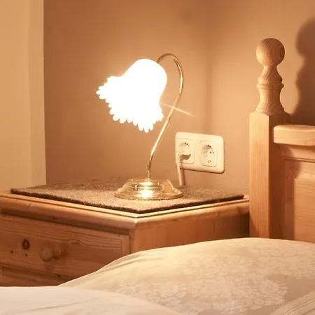 Tyrol מאיירהופן