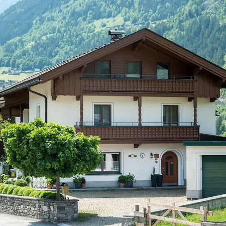 Apartment Landhaus Tyrol *